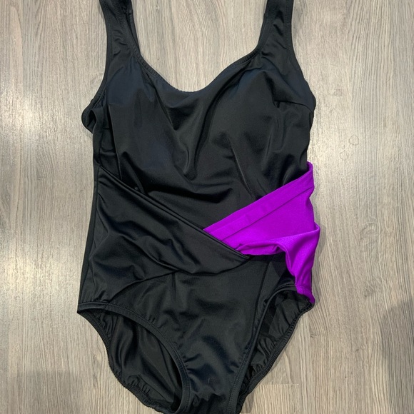 Longitude Black/Purple Twist One Piece - Picture 1 of 4